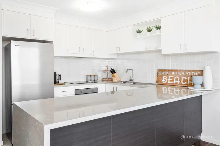 Second view of Homely unit listing, 2/92-94 Scenic Highway, Lammermoor QLD 4703