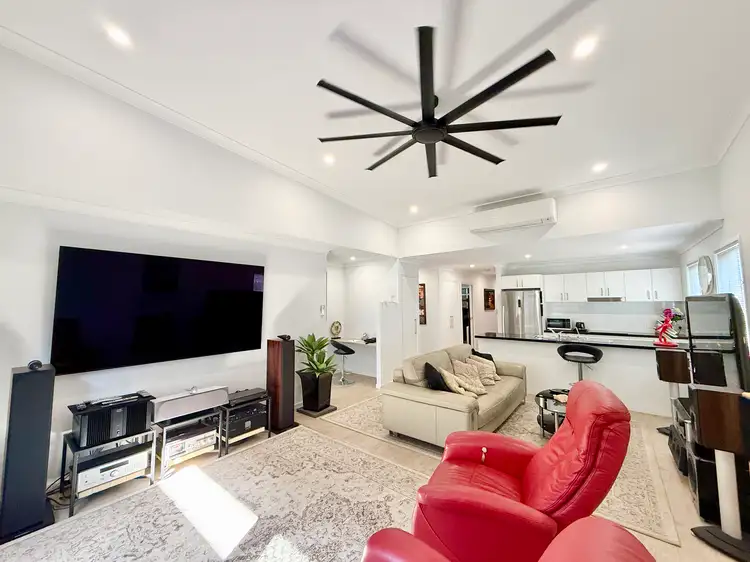 Third view of Homely unit listing, 17/1 Links Court, Urraween QLD 4655