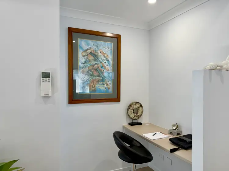 Seventh view of Homely unit listing, 17/1 Links Court, Urraween QLD 4655