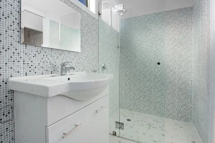 Fifth view of Homely semi-detached listing, 1&2/367 Johnson Street, Hay NSW 2711