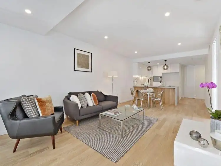 Fifth view of Homely apartment listing, 7/25 Wooloowin Avenue, Wooloowin QLD 4030