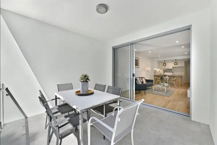 Fifth view of Homely apartment listing, 7/25 Wooloowin Avenue, Wooloowin QLD 4030