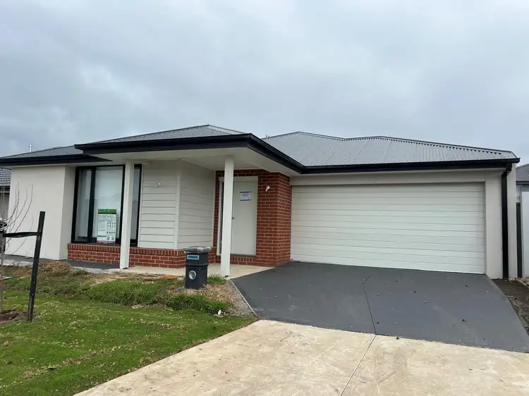 Main view of Homely house listing, 8 Mocha Grove, Clyde North VIC 3978
