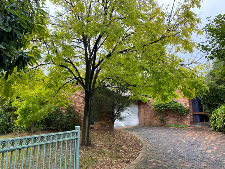 10 Leonard Street, Deepdene VIC 3103