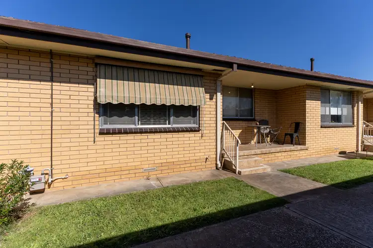 Main view of Homely unit listing, 2/14 Athol Street, Wodonga VIC 3690