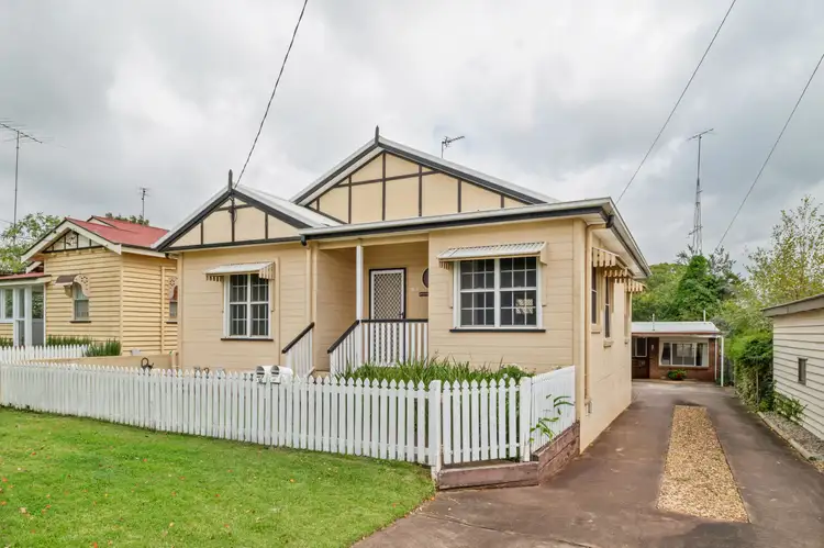 Main view of Homely unit listing, Unit 2/1A Dally Street, South Toowoomba QLD 4350