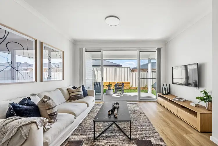 Fifth view of Homely semi-detached listing, 8 Casa Circuit, South Nowra NSW 2541