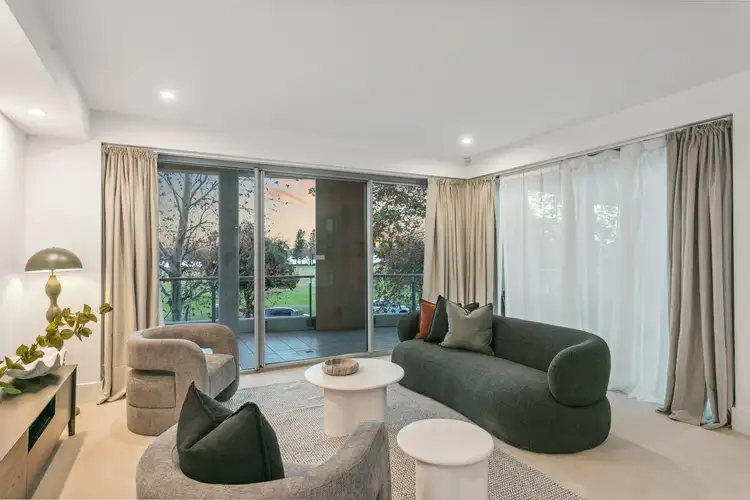 2/42 Terrace Road, East Perth WA 6004