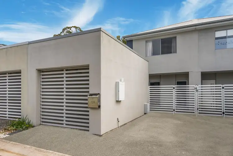 124 Cooper Crescent, Rochedale QLD 4123