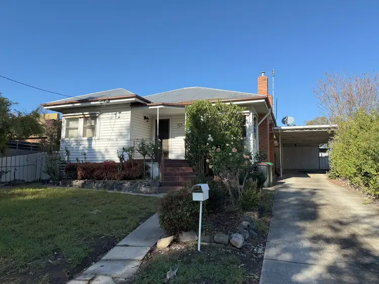 929 Padman Drive, West Albury NSW 2640