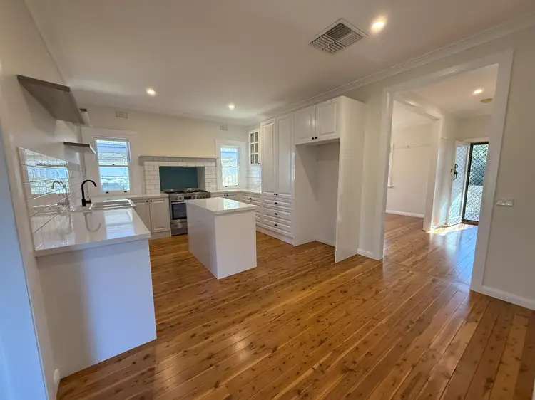 Fifth view of Homely house listing, 929 Padman Drive, West Albury NSW 2640