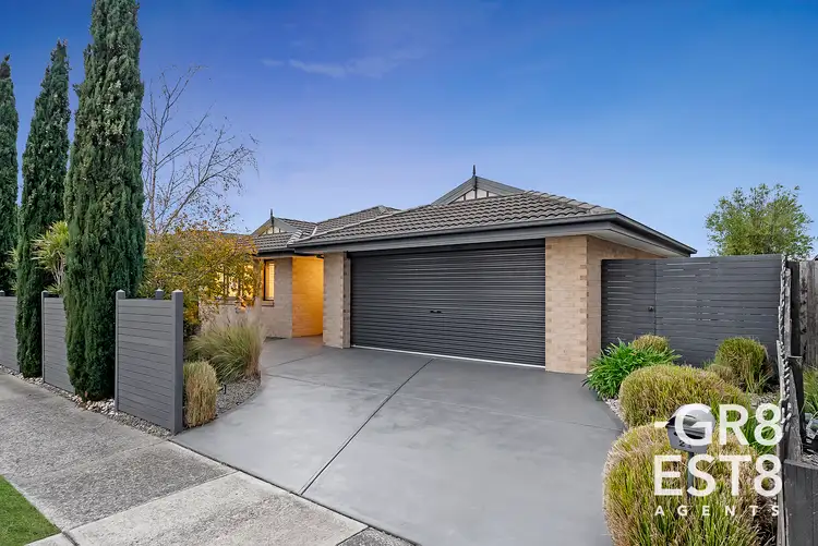 21 Ferndown Drive, Cranbourne VIC 3977