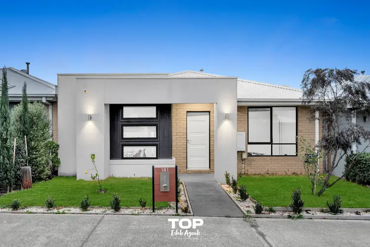 181 Wheelers Park Drive, Cranbourne North VIC 3977
