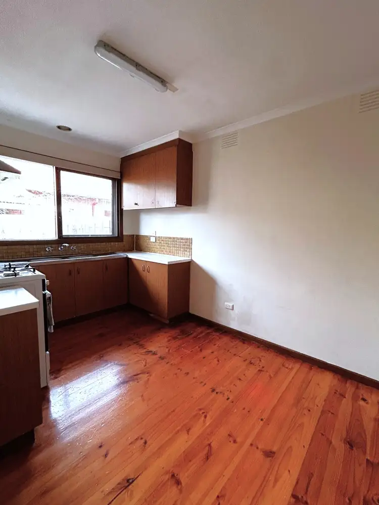 Fifth view of Homely unit listing, 2/26 Golf Links Avenue, Oakleigh VIC 3166