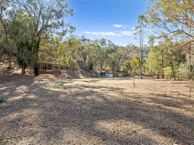 2899 Maintongoon Road, Bonnie Doon VIC 3720