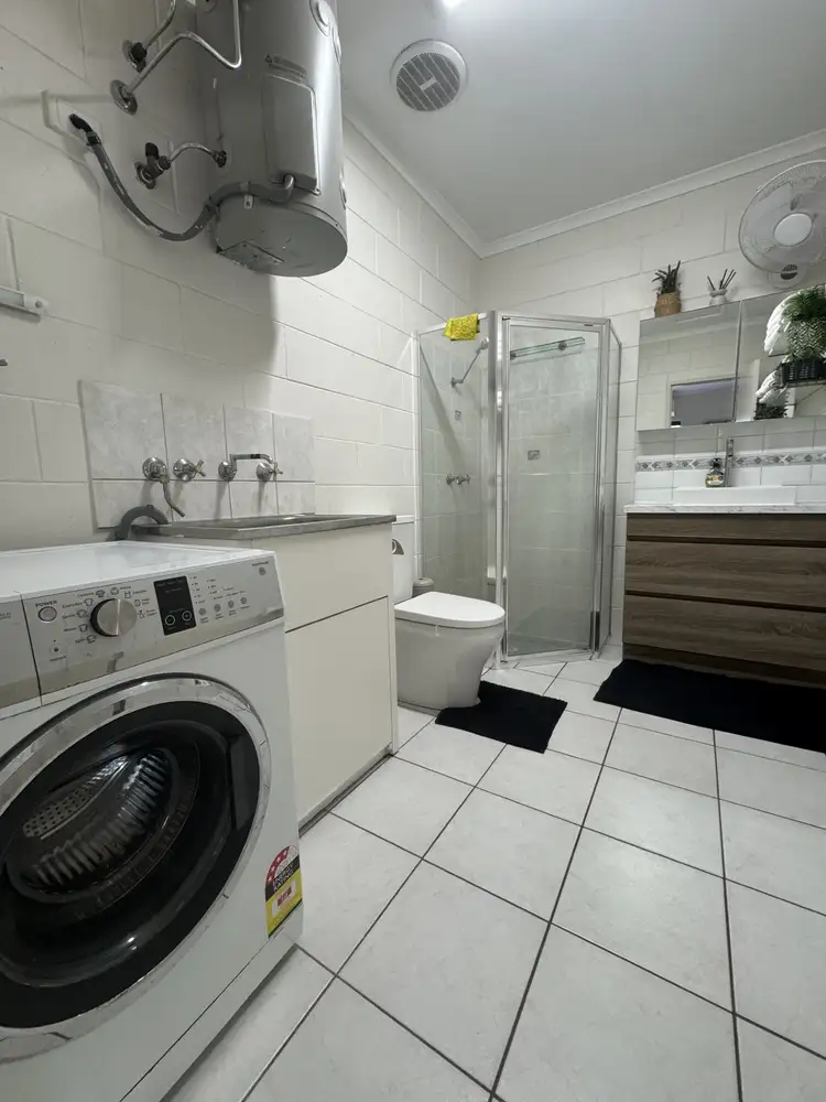 Fourth view of Homely unit listing, 24/14 Priest Circuit, Gray NT 830