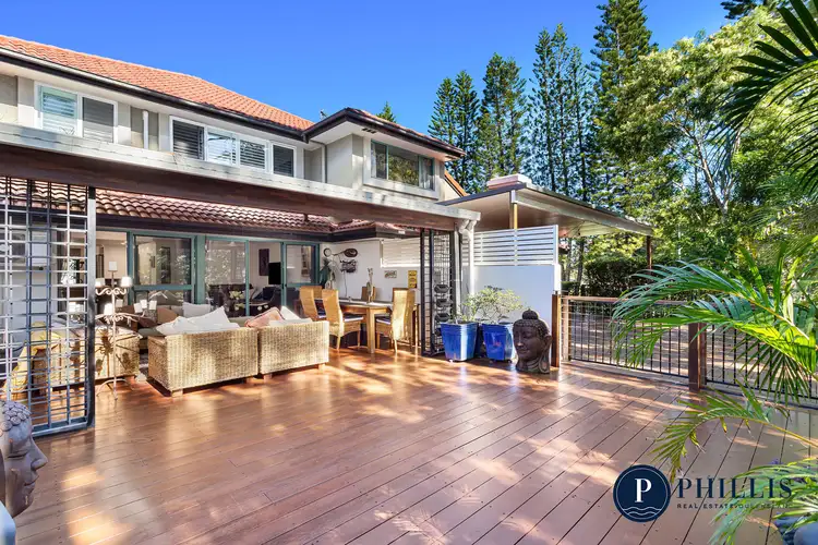 2/19 Santa Barbara Road, Hope Island QLD 4212