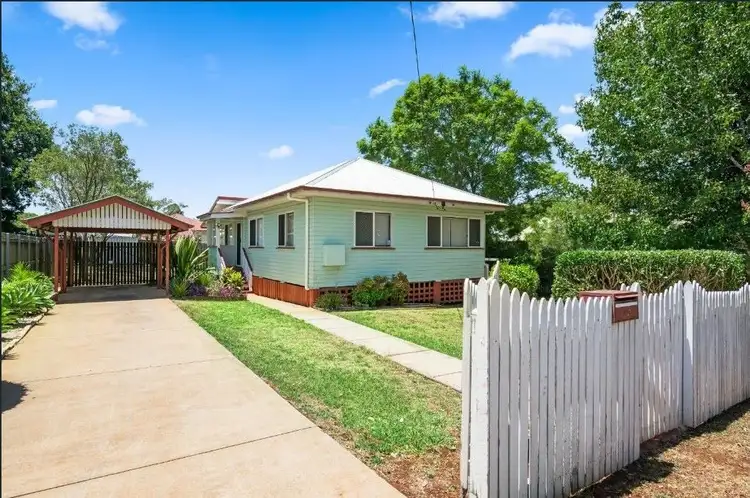 35 Elizabeth Street, South Toowoomba QLD 4350