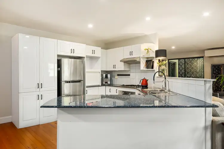 8 Masthead Place, Berkeley NSW 2506
