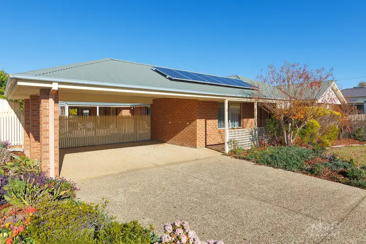Second view of Homely house listing, 8 IAN COURT, Wodonga VIC 3690