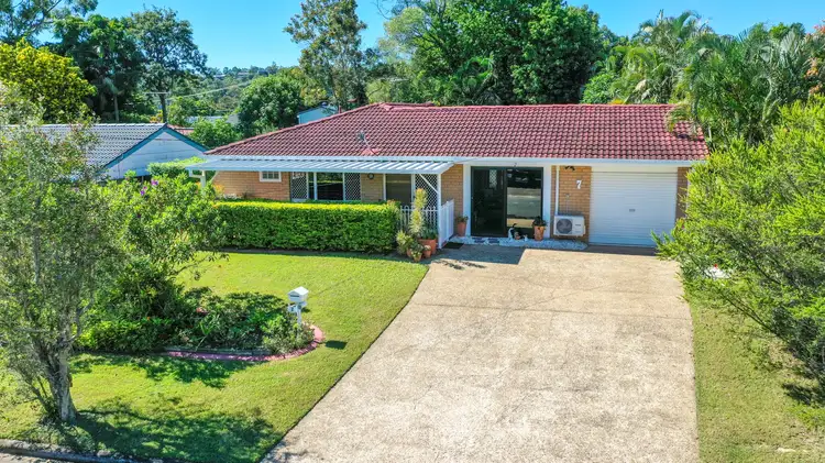 7 Wyclif Avenue, Springwood QLD 4127