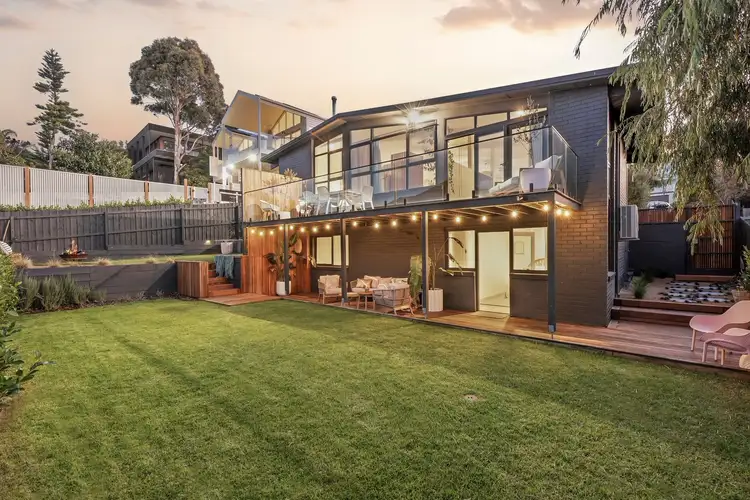 43 Cara Road, Highton VIC 3216