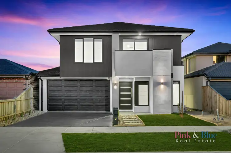 60 Lorikeet Circuit, Rockbank VIC 3335