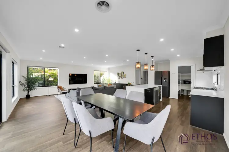 10 Hopewood Avenue, Truganina VIC 3029