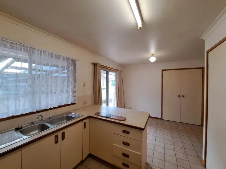 Fifth view of Homely unit listing, 6/391 PRUNE STREET, Lavington NSW 2641