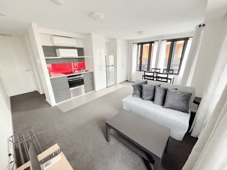 252 Flinders St