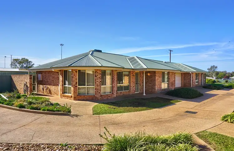 Main view of Homely semi-detached listing, 4/115 Operator Street, West Wyalong NSW 2671