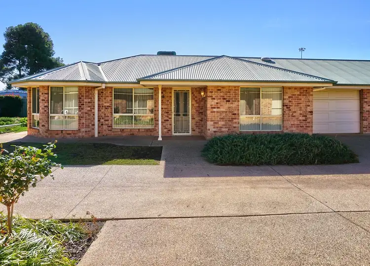 Second view of Homely semi-detached listing, 4/115 Operator Street, West Wyalong NSW 2671