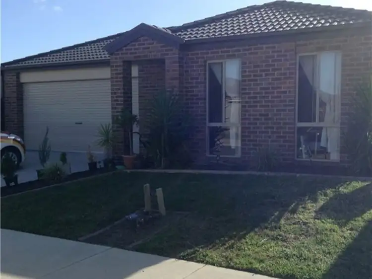Main view of Homely house listing, 2 Pipit Close, Pakenham VIC 3810