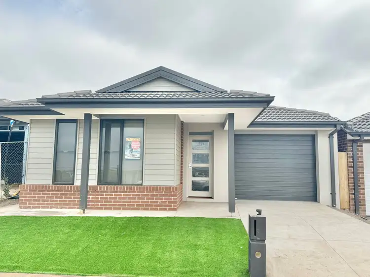 125 Plane Avenue, Mambourin VIC 3024