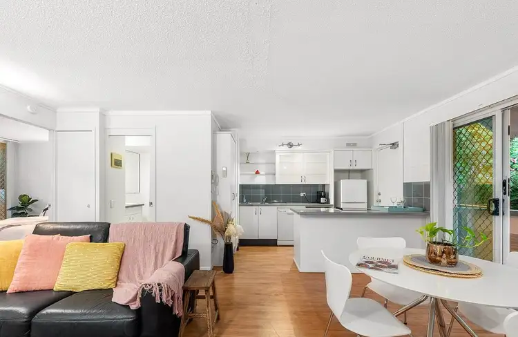 8/23 QUINTON STREET, Kangaroo Point QLD 4169