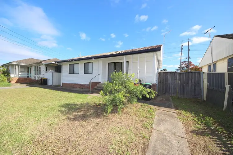 20 Williamson Crescent, Warwick Farm NSW 2170
