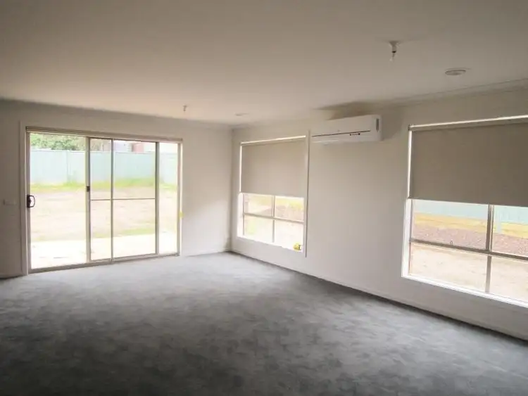 Fifth view of Homely house listing, 9 Sundew Drive, Kangaroo Flat VIC 3555