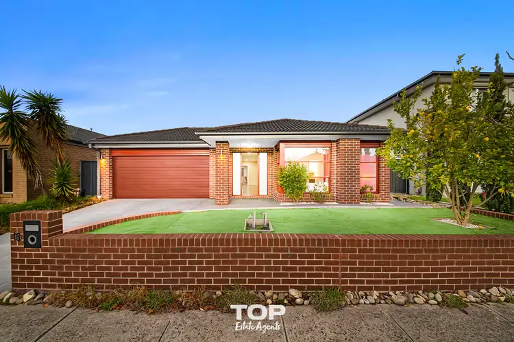 16 Cerbera Bend, Cranbourne North VIC 3977