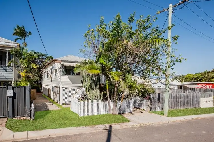 29 Greenslade Street, West End QLD 4810