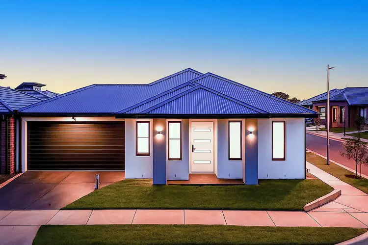 14 Cyad Way, Manor Lakes VIC 3024