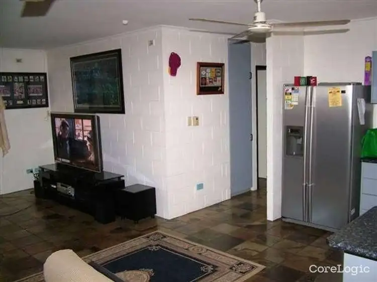 8 Rennie Court, Moulden NT 830