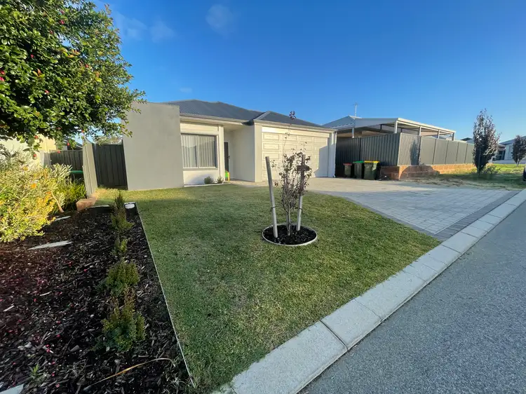 Second view of Homely house listing, 4 Endell Way, Caversham WA 6055