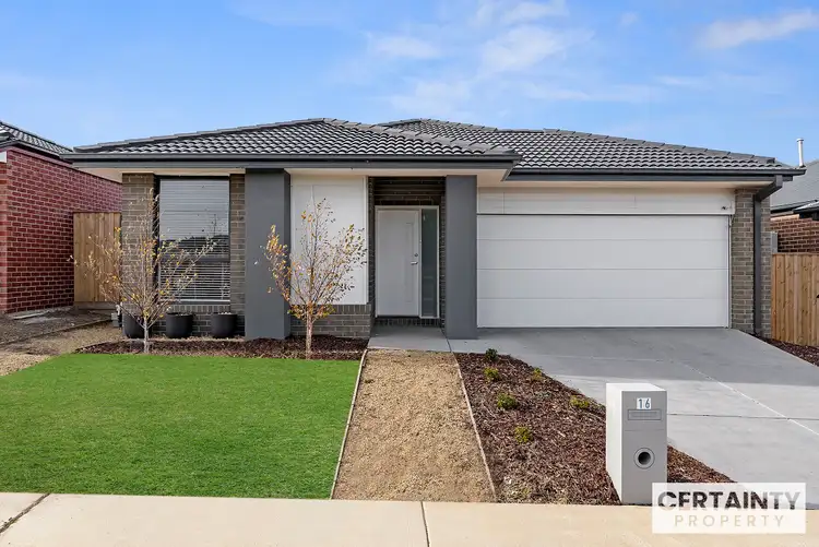 16 Innsbruck Road, Winter Valley VIC 3358