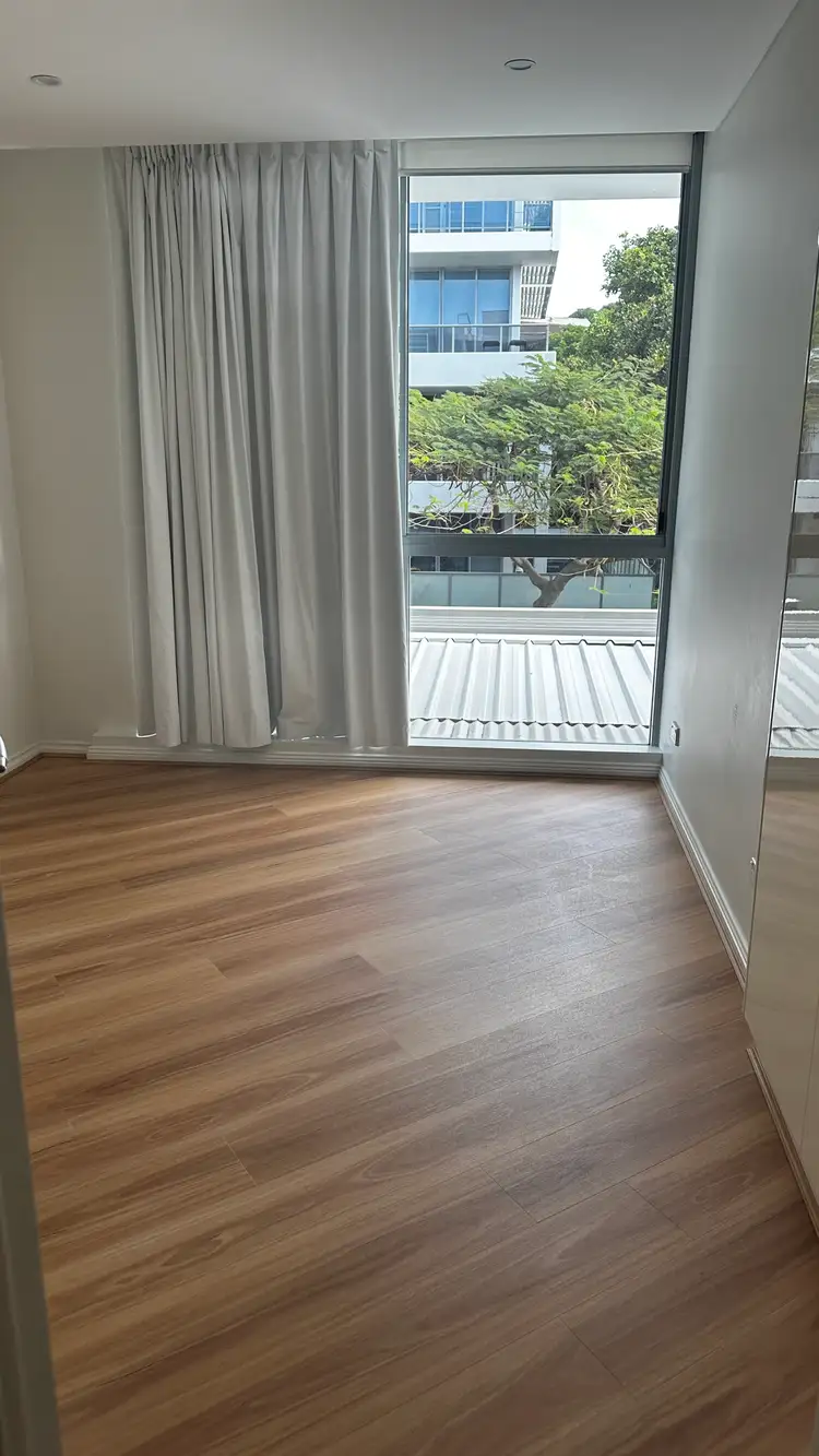 Fifth view of Homely unit listing, 504b/1 Como Crescent Como Crescent, Southport QLD 4215