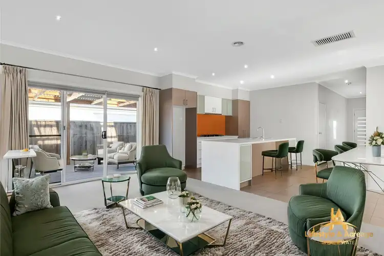 10 Windmill Court