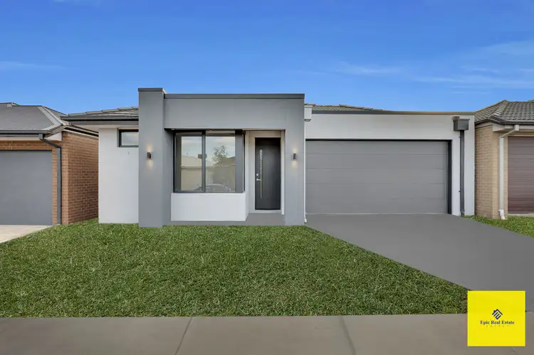 31 Equestrian street, Tarneit VIC 3029