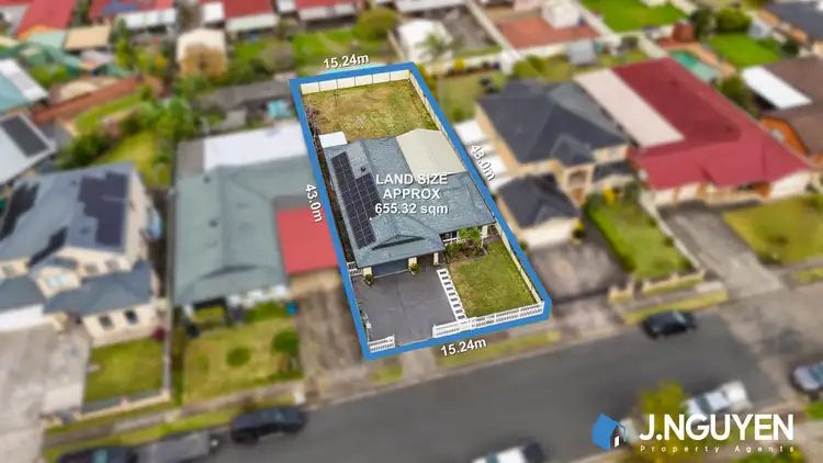 24 Buranda Crescent, St Johns Park NSW 2176