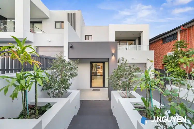 2A Phillip Avenue, Cabramatta NSW 2166