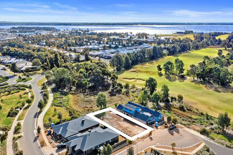 4 Bunker Mews, Yarrawonga VIC 3730