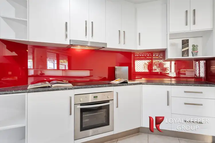 52 Federation Drive, Hillcrest QLD 4118